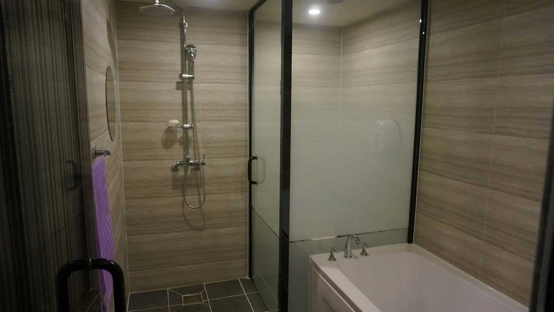 Hotel Mu Busan 3*,  South Korea
